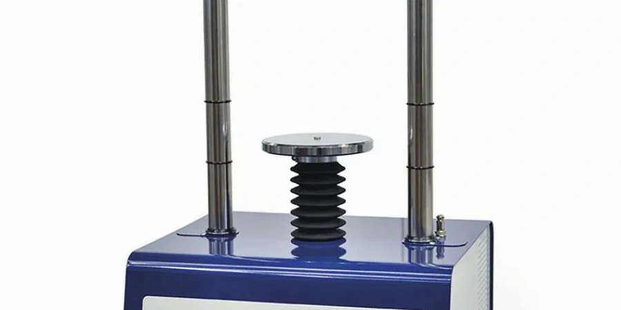 Ensayo Triaxial en Suelos de Linares: Parámetros Reales para Diseño Geotécnico